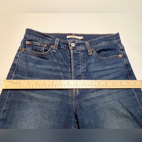 Levi's Wedgie Straight Leg Button Fly Blue Denim Jeans Women’s Size 29 - Picture 3 of 13
